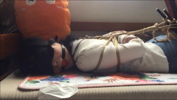 【风华正茂】这个女孩第四次绑了 可以戴口球了 哈哈 进步了